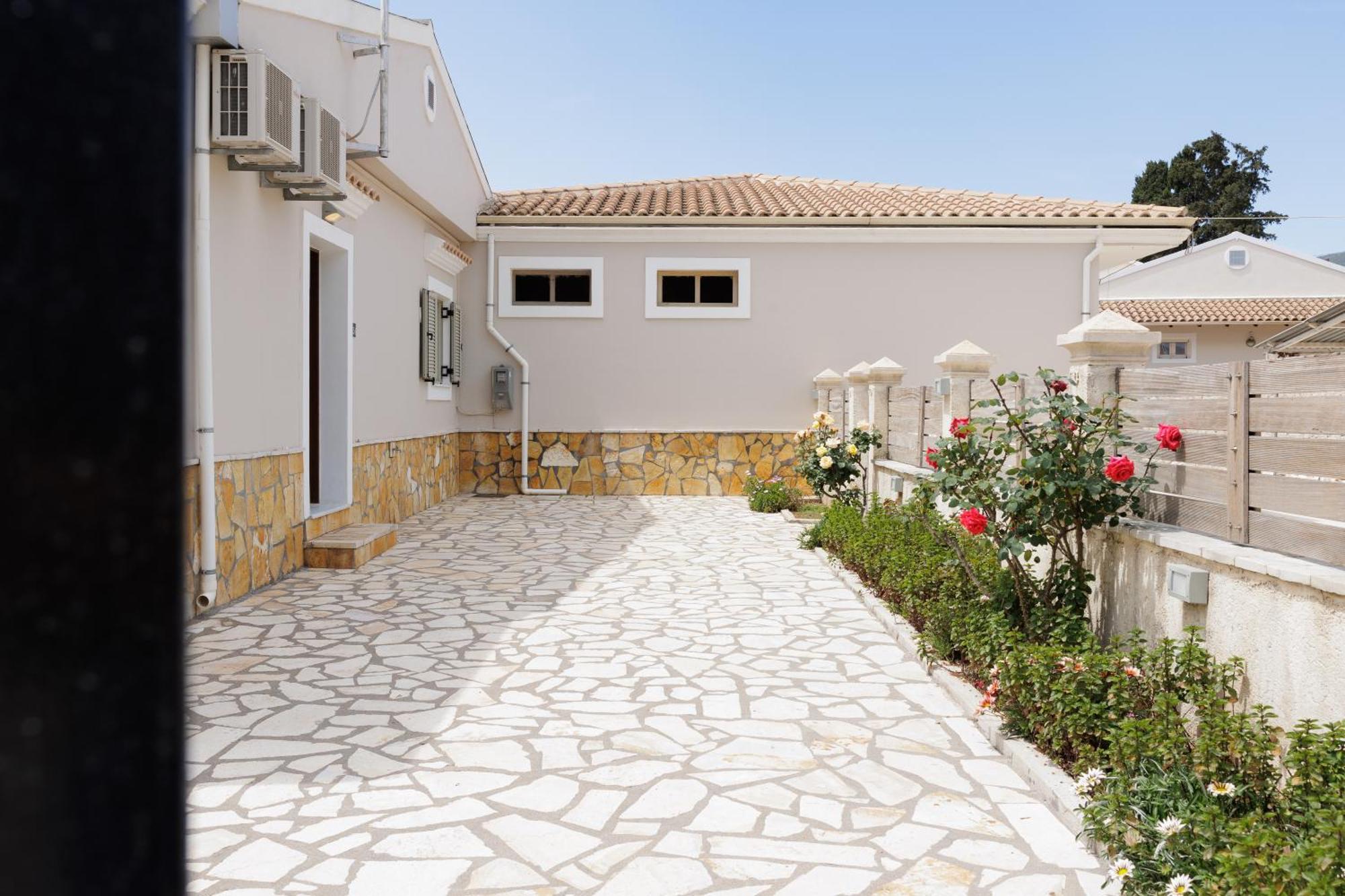 Santos Luxury Apartments 다시아 외부 사진